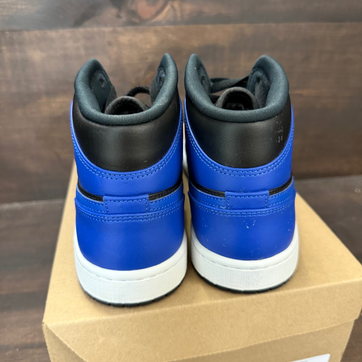 Jordan 1 Mid Hyper Royal Tumbled Leather Size 8 (Pre-Owned) - Image 3