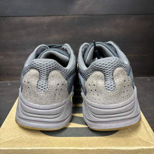 adidas Yeezy Boost 700 Mauve - Image 5