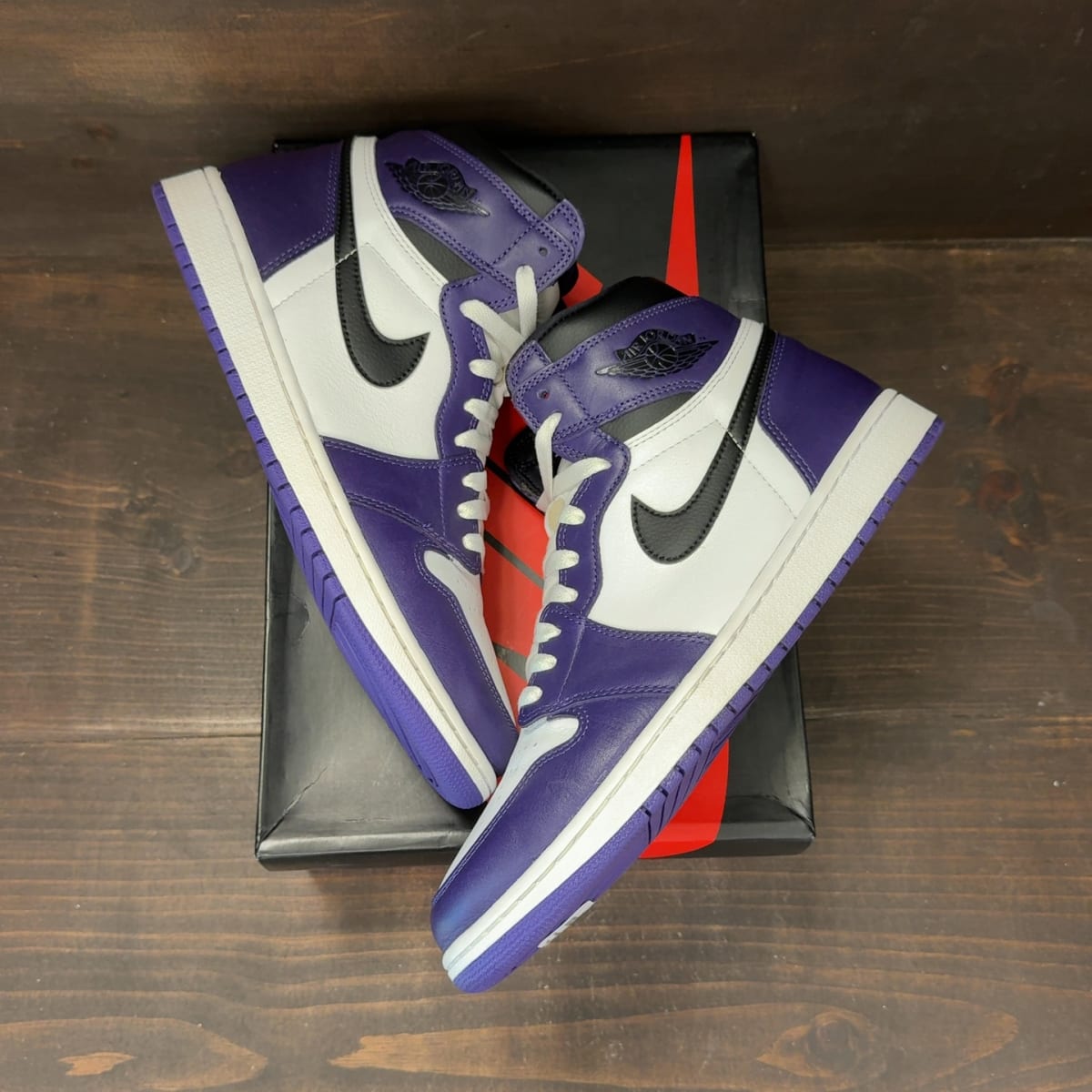 Jordan 1 Retro High Court Purple White Size 11.5 (Pre-Owned) - back