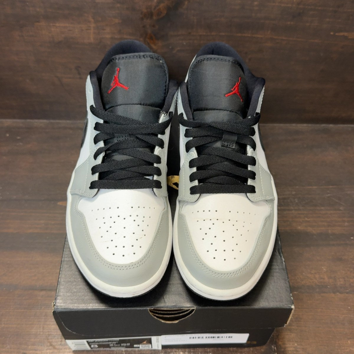 Jordan 1 Low Light Smoke Grey - Image 3