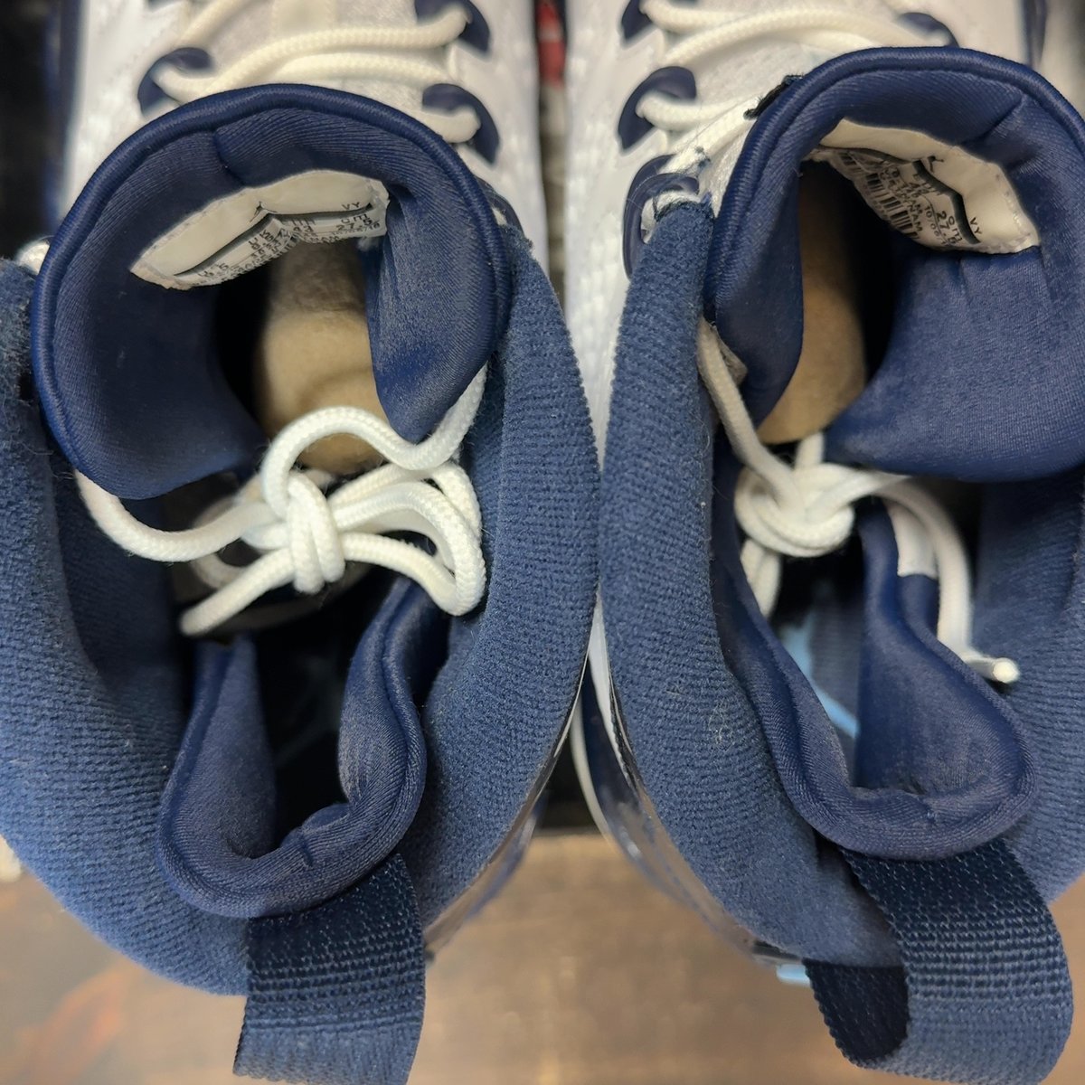 Jordan 9 Retro Pearl Blue Size 9.5 (Pre-Owned) - aux