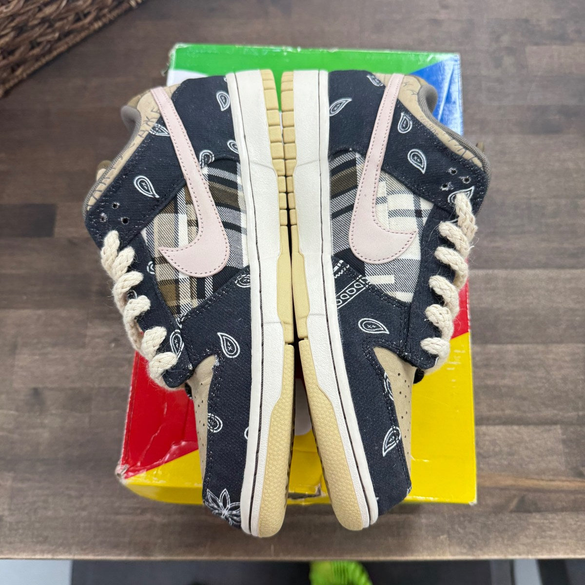 Nike SB Dunk Low Travis Scott Size 9.5 (Pre-Owned) - Image 3
