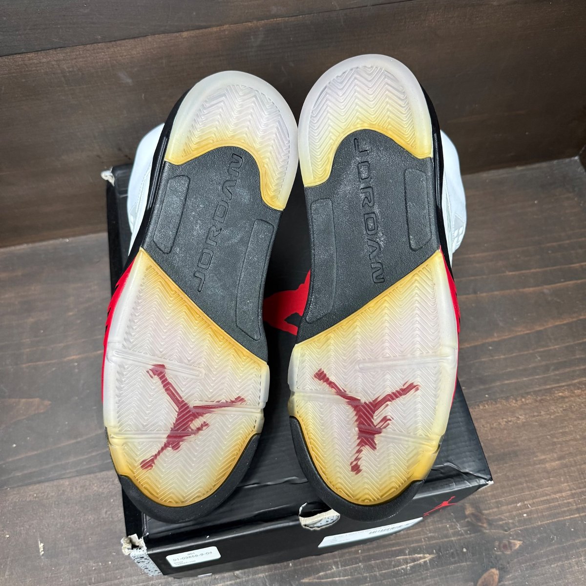 Jordan 5 Retro Fire Red (2013) Size 12 - box