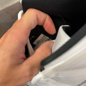 Jordan 11 Retro Legend Blue (2024) Size 11.5 - aux