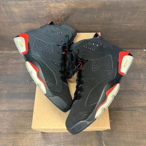 Jordan 6 Retro Black Infrared (2019) Size 11 (Pre-Owned) - Image 2