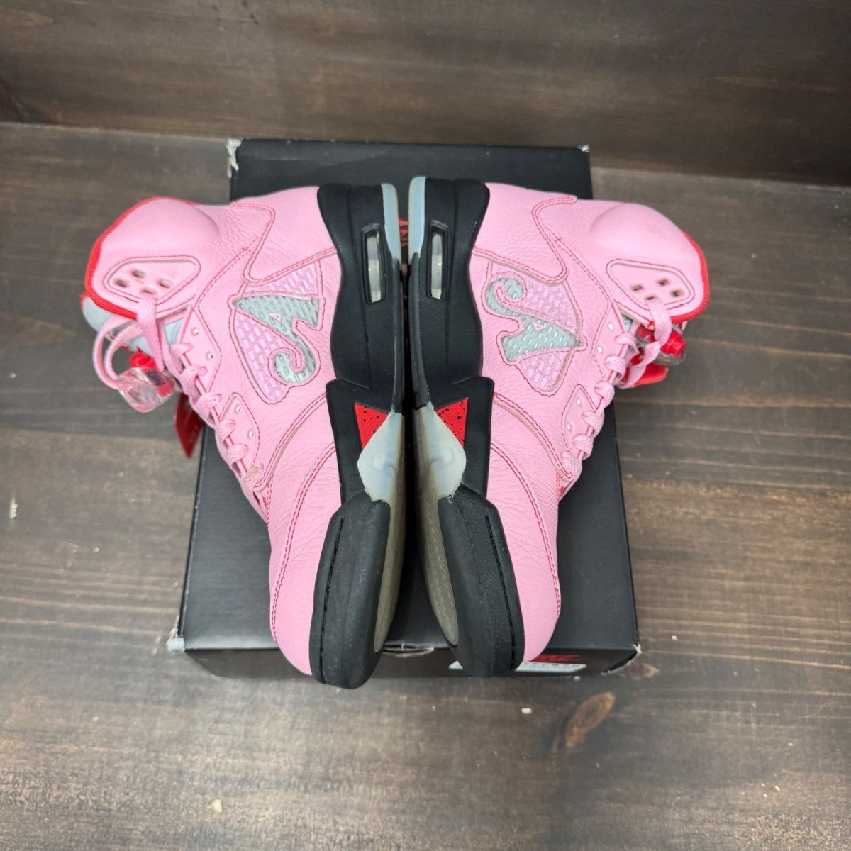 Jordan 5 Retro Awake NY Arctic Pink - Image 4