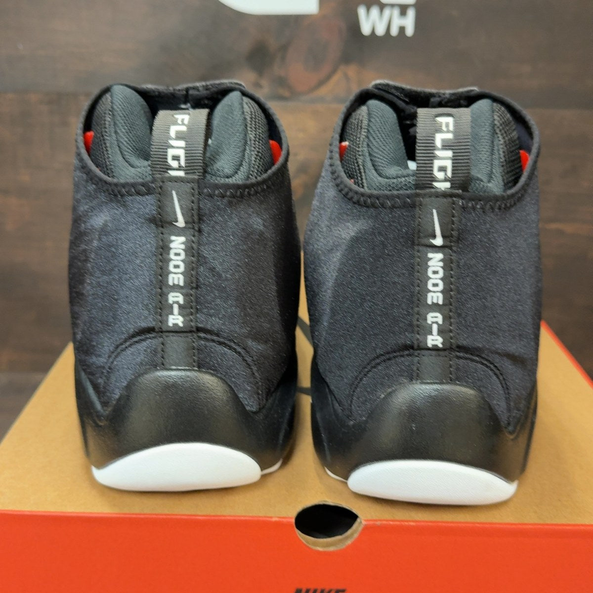 Nike Air Zoom Flight The Glove Black White OG (2026) - Image 5