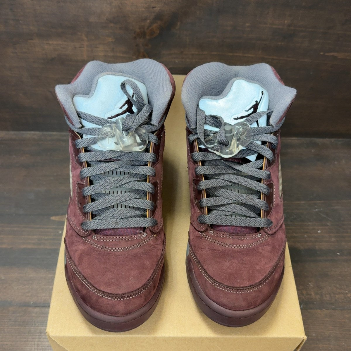 Jordan 5 Retro Burgundy (2023) (GS) Size 5.5Y (Pre-Owned) - Image 3