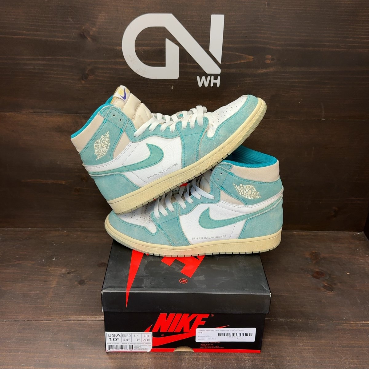 Jordan 1 Retro High Turbo Green Size 10.5 (Pre-Owned) - front