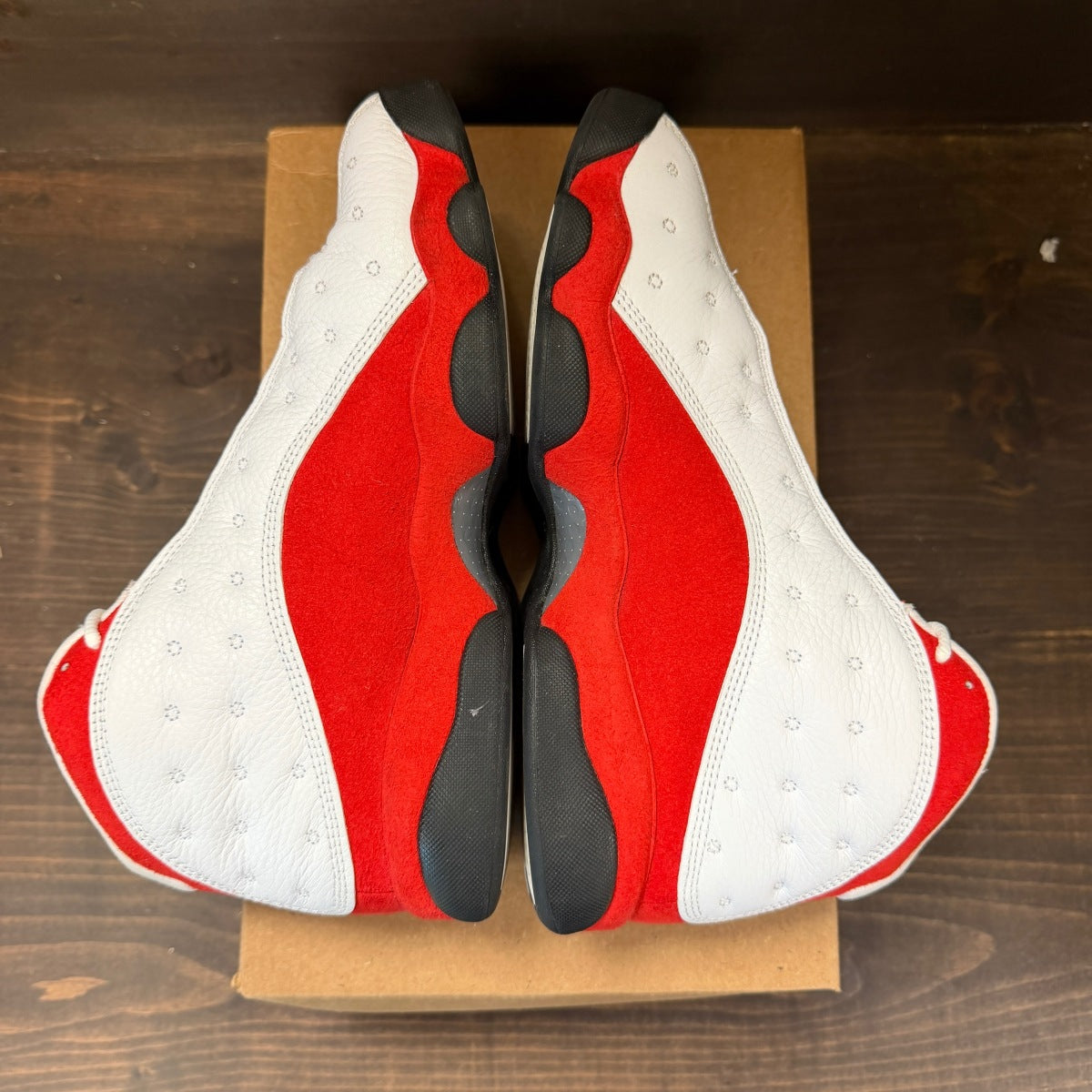 Jordan 13 Retro OG Chicago (2026) Size 8.5 (Pre-Owned) - Image 5