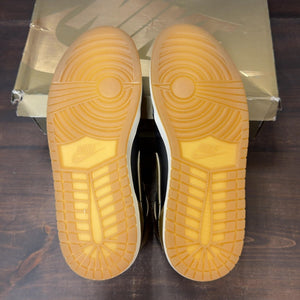 Jordan 1 Retro High OG Black Metallic Gold - Image 6