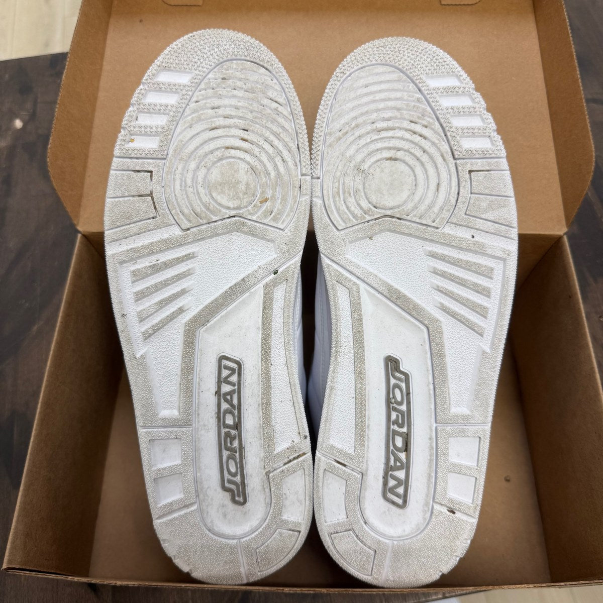 Jordan 3 Retro Pure Money (2025) Size 13 (Pre-Owned) - Image 5