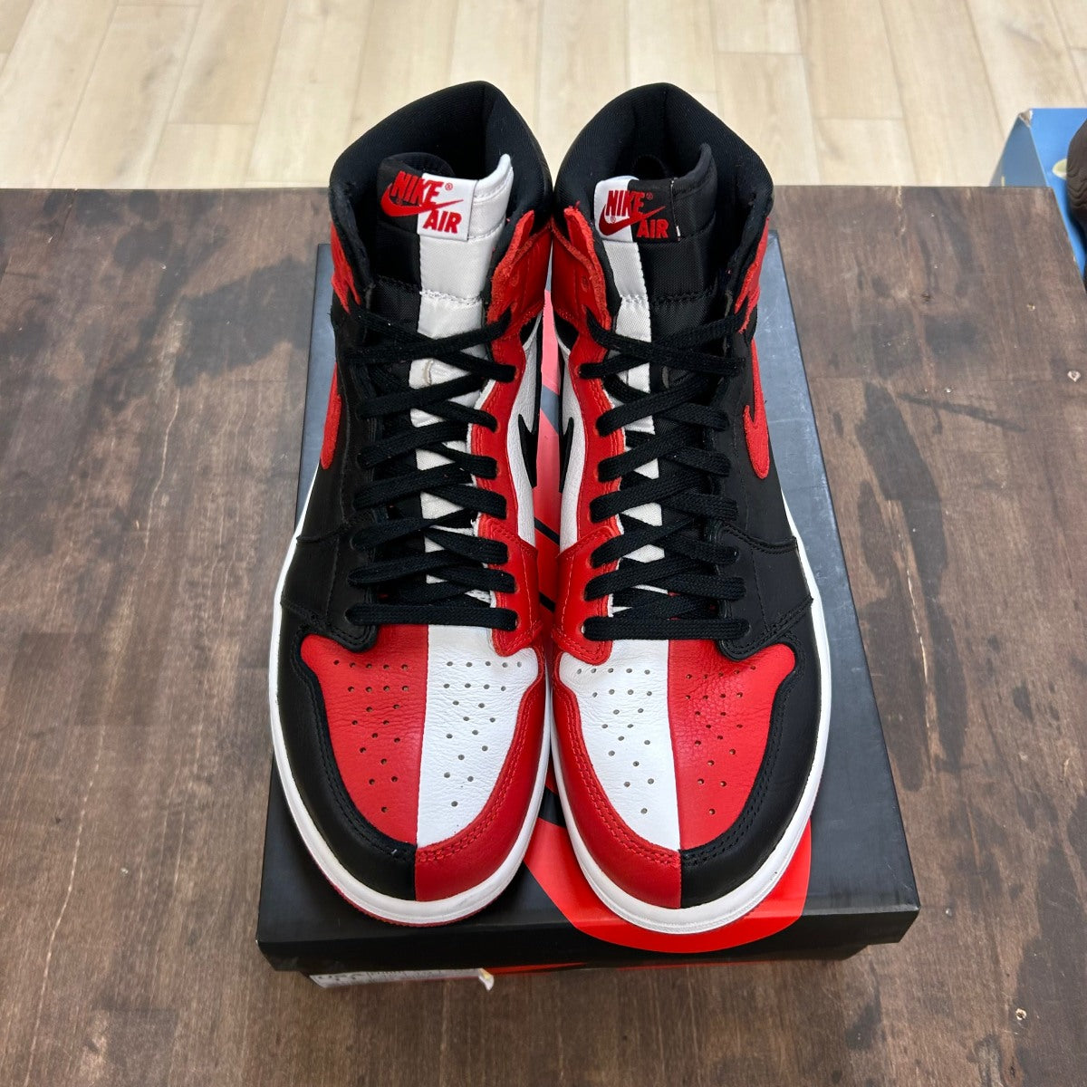 Jordan 1 Retro High Homage To Home (Non-numbered) Size 11 (Pre-Owned)