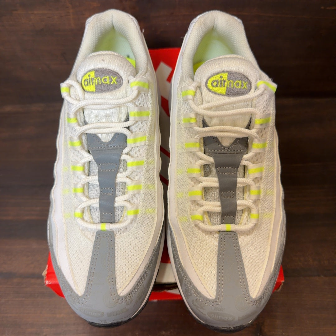Nike Air Max 95 Recraft White Grey Volt (GS) Size 7Y (Pre-Owned)