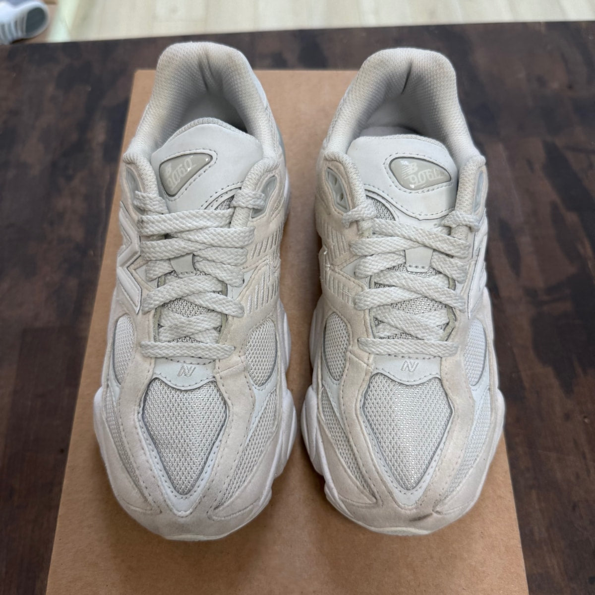 New Balance 9060 Reflection (GS) Size 3.5Y (Pre-Owned) - Image 2