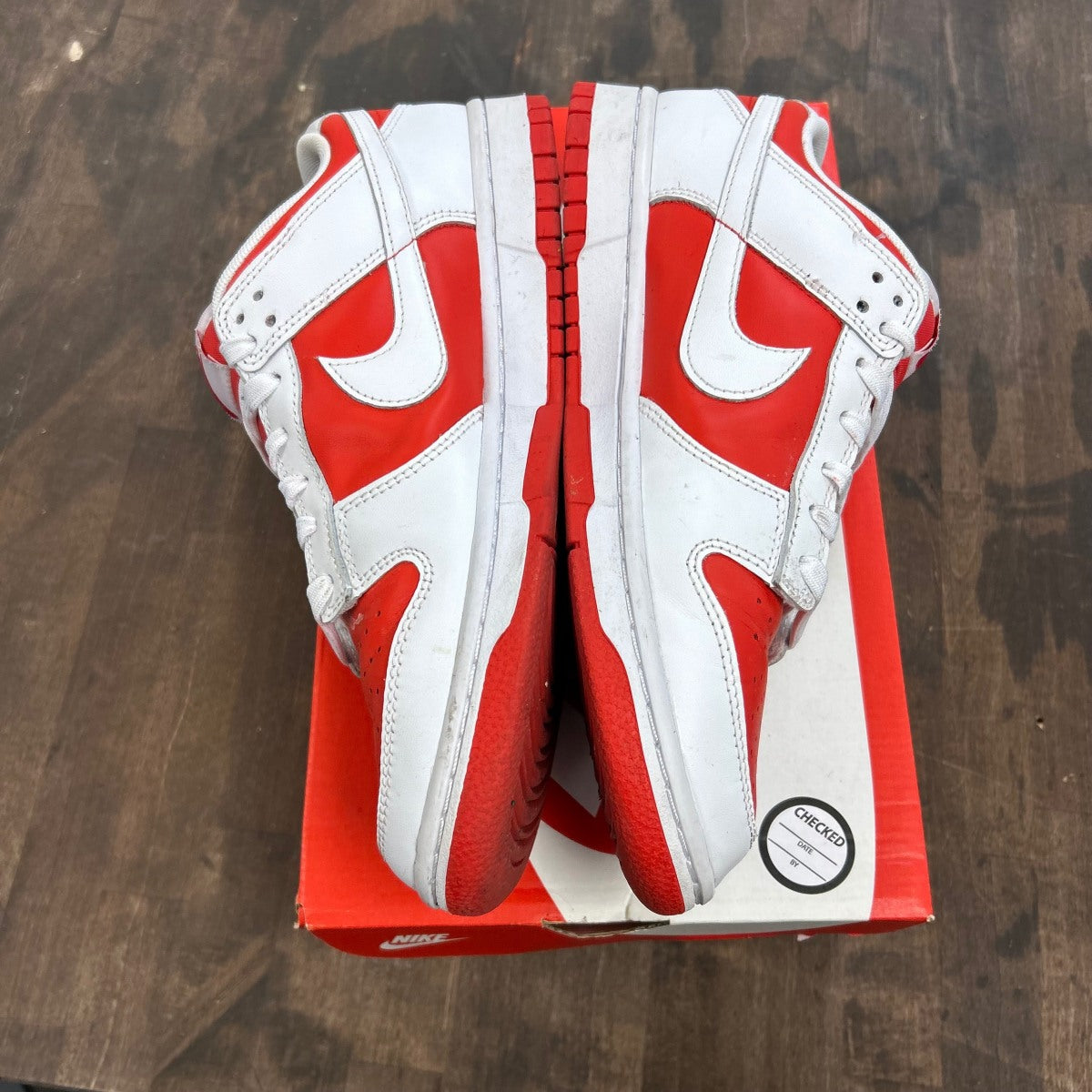Nike Dunk Low Championship Red Size 9 (Moderately Worn Pre-Owned)