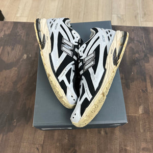 New Balance 1906R White Black Metallic - Image 1