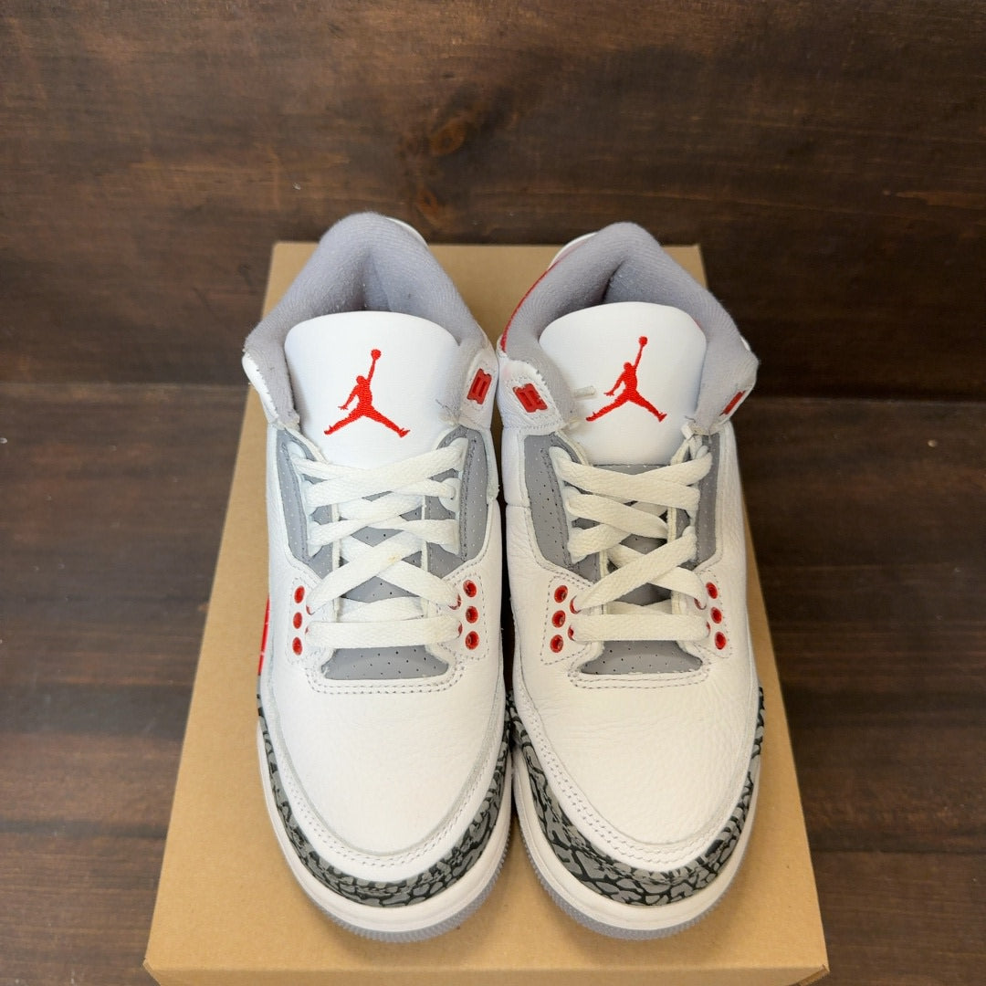 Jordan 3 Retro Fire Red (2022) (GS) Size 4Y (Pre-Owned) - Image 3