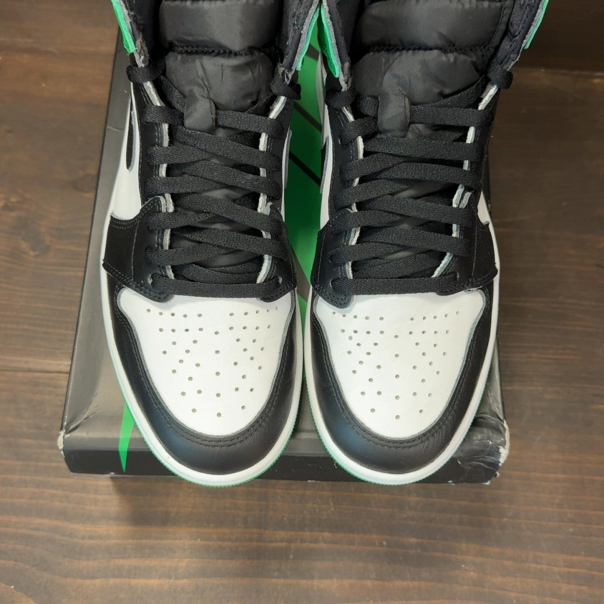 Jordan 1 Retro High OG Lucky Green - Image 3