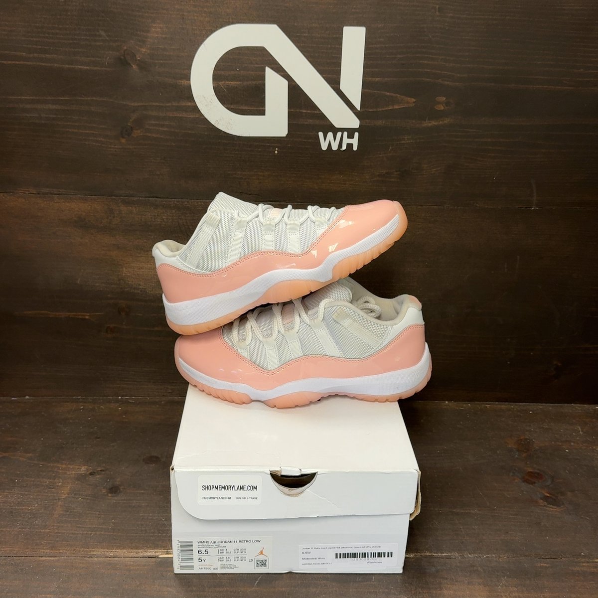 Jordan 11 Retro Low Legend Pink (Women's) Size 6.5W (Pre-Owned) - front