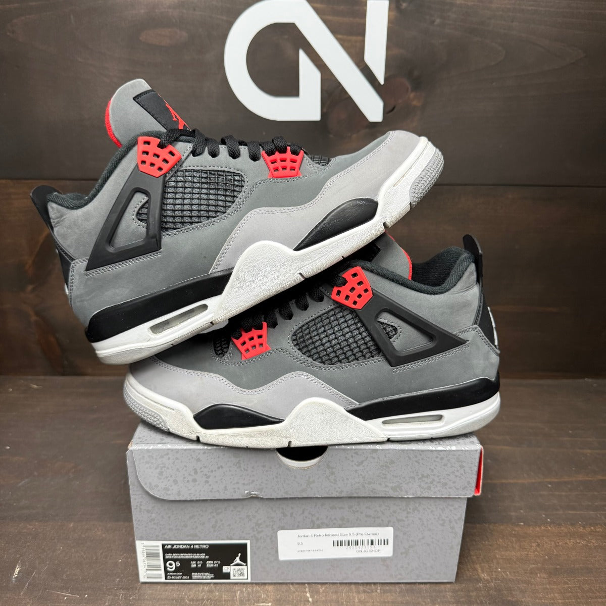 Jordan 4 Retro Infrared - Image 1