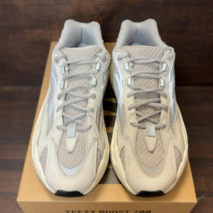 adidas Yeezy Boost 700 V2 Static - Image 3