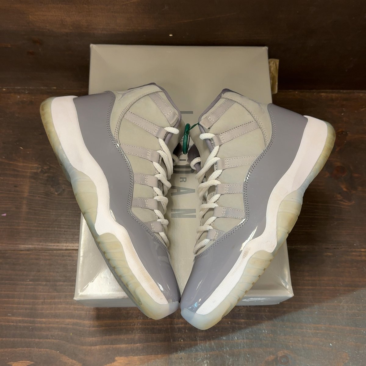 Jordan 11 Retro Cool Grey (2021) Size 9.5 (Pre-Owned) - back