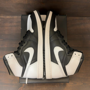 Jordan 1 Retro High OG Black White - Image 5