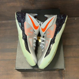 Nike KD 4 Galaxy (2024) - Image 2