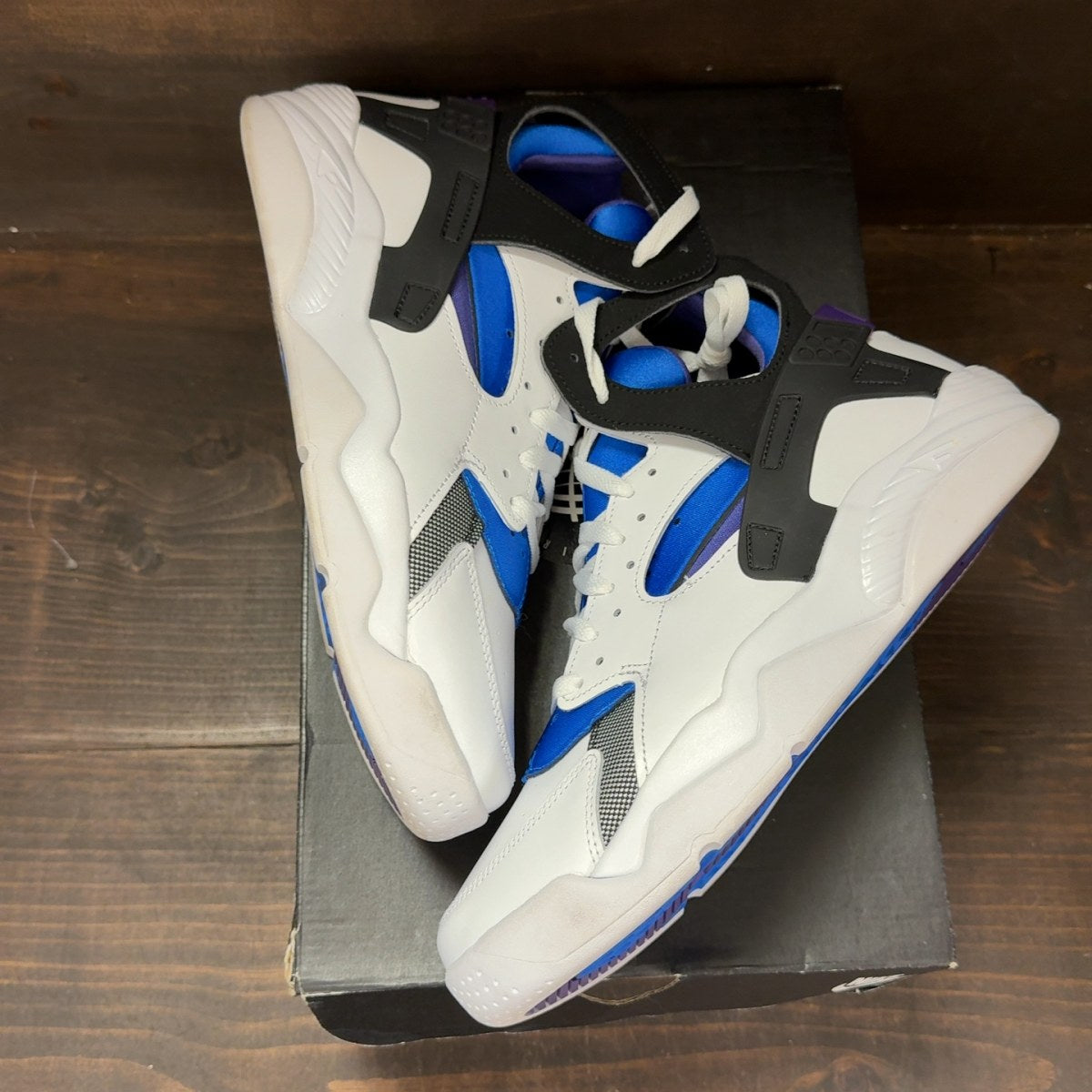 Nike Air Flight Huarache OG White Varsity Purple (2023) - Image 2