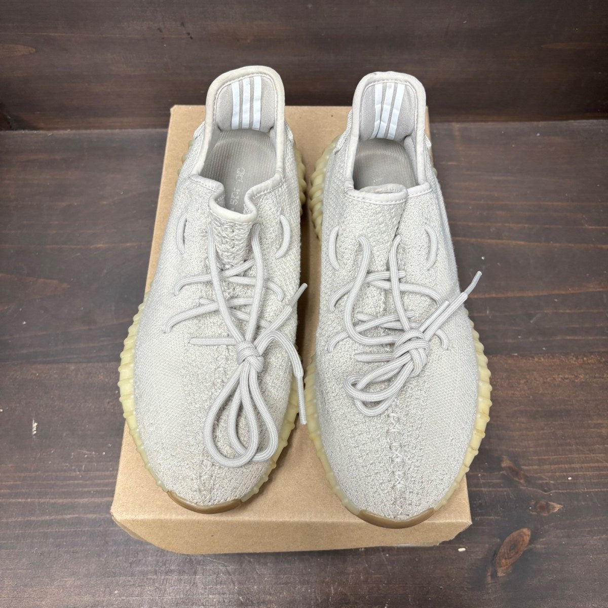 adidas Yeezy Boost 350 V2 Sesame Size 9.5 (Pre-Owned) - Image 3