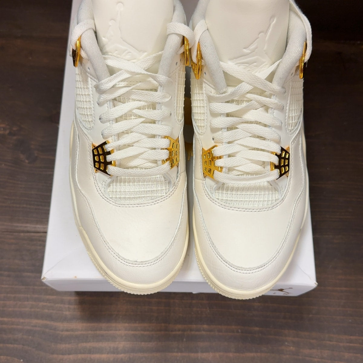 Jordan 4 Retro Metallic Gold (Women's) - Image 3