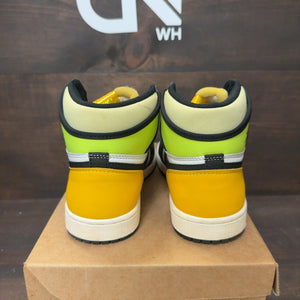 Jordan 1 Retro High White Black Volt University Gold Size 8 (Pre-Owned) - Image 4