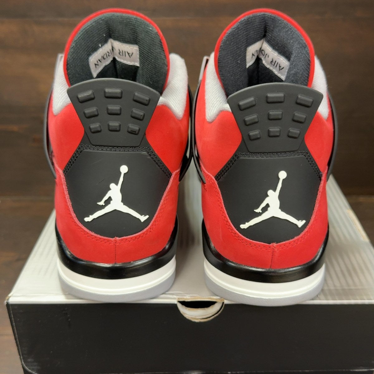 Jordan 4 Retro Toro Bravo (2026) - Image 5