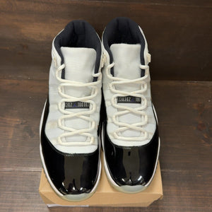 Jordan 11 Retro Concord (2018) Size 13 (Pre-Owned) - tag