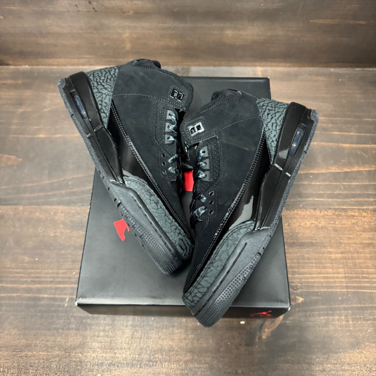 Jordan 3 Retro Black Cat (2025) (GS) - Image 2