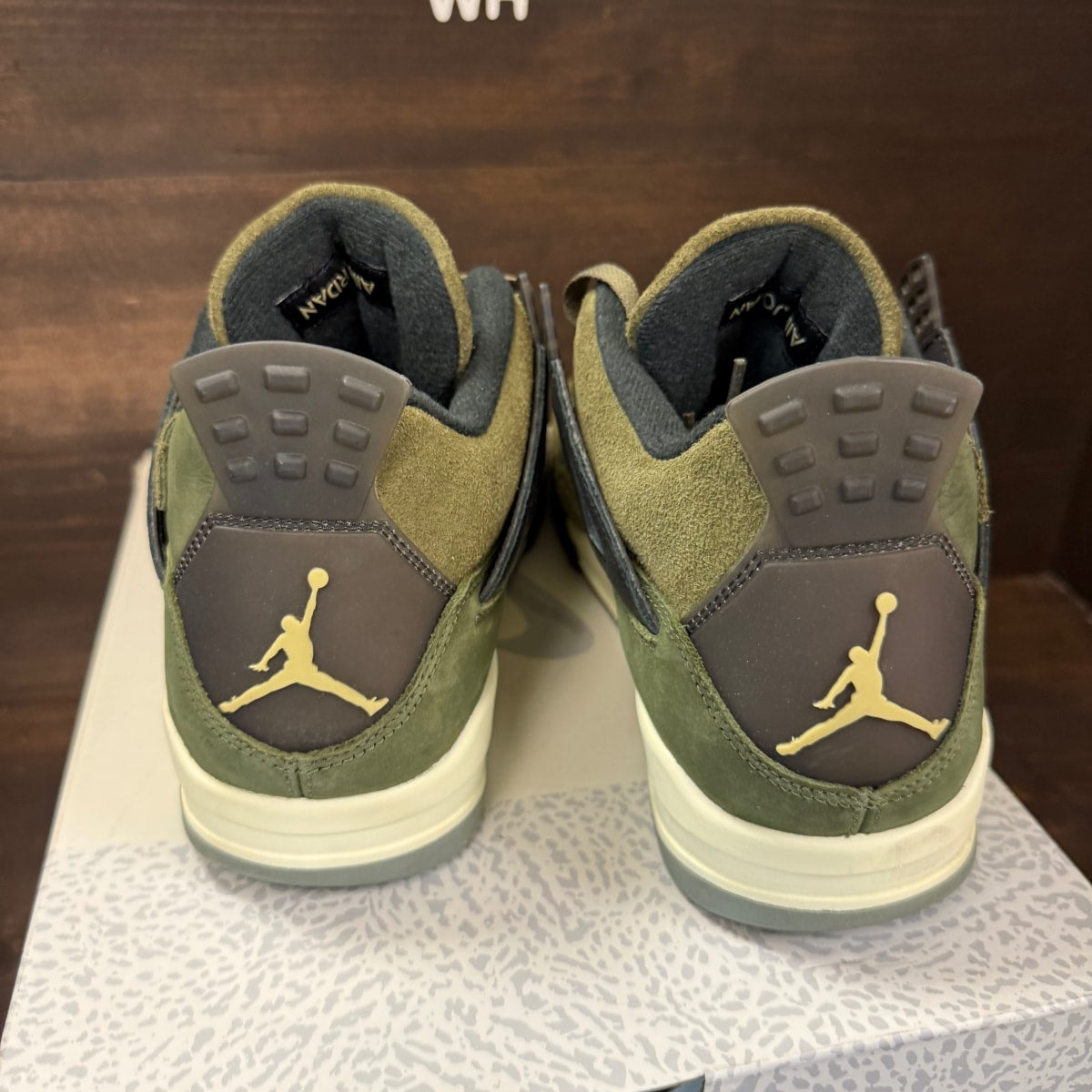 Jordan 4 Retro SE Craft Medium Olive Size 12 (Pre-Owned) - Image 4
