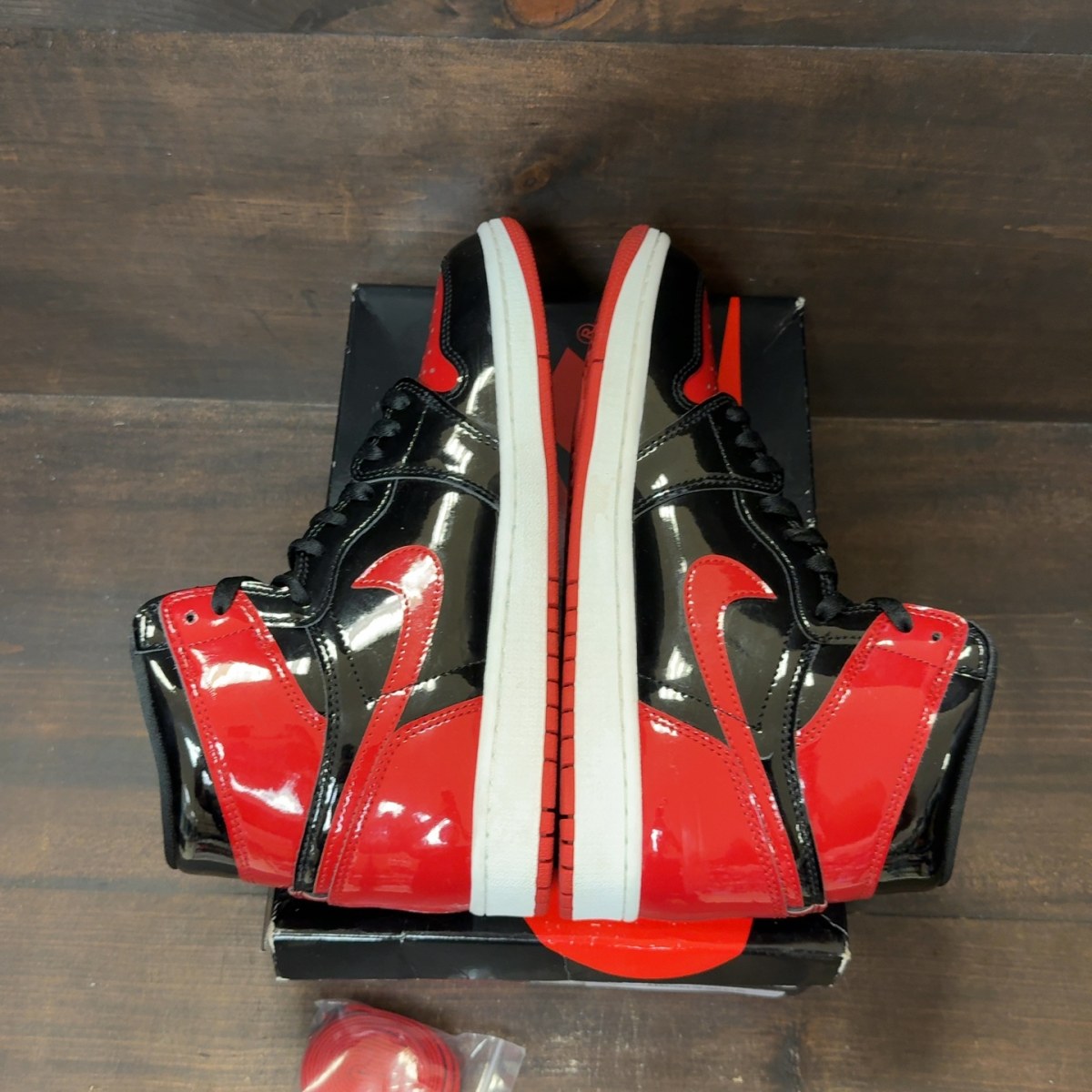 Jordan 1 Retro High OG Patent Bred - Image 6