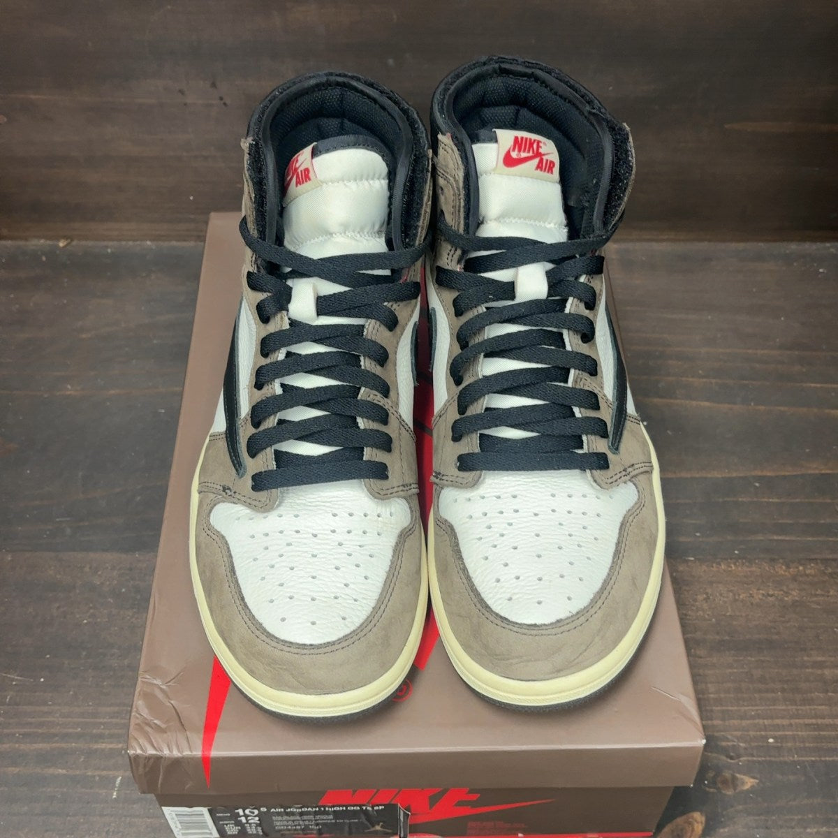 Jordan 1 Retro High OG SP Travis Scott Mocha Size 10.5 (Pre-Owned)