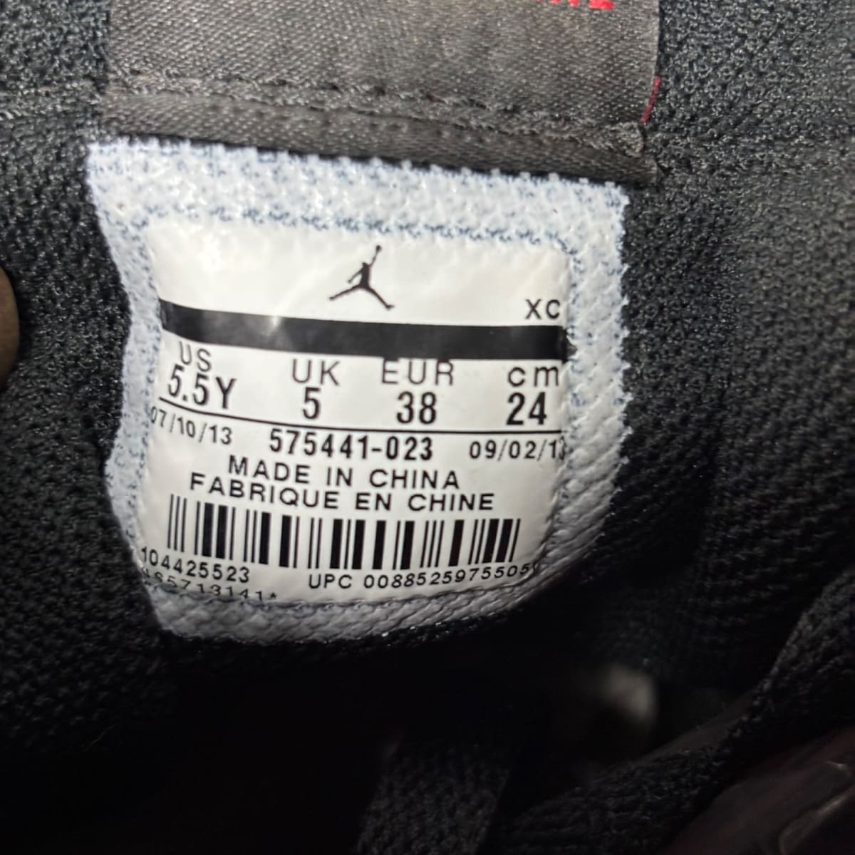 Jordan 1 Retro Bred (2013) (GS) Size 5.5Y (Pre-Owned) - aux