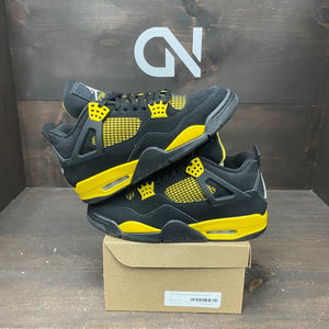 Jordan 4 Retro Thunder (2023) Size 10 (Pre-Owned) - front