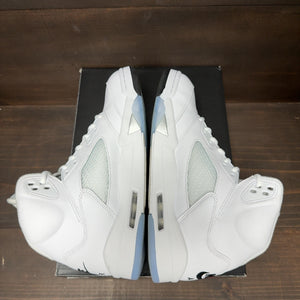 Jordan 5 Retro White Metallic (2026) Size 10.5 (Pre-Owned)