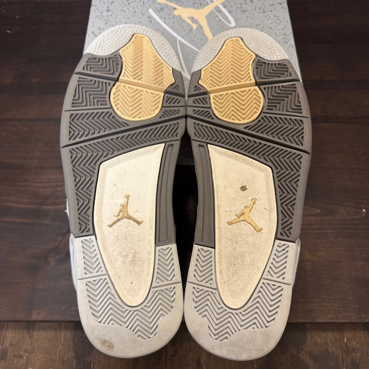 Jordan 4 Retro SE Craft Photon Dust - Image 5