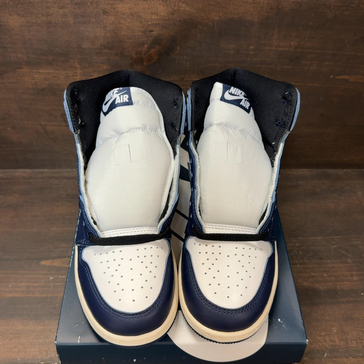 Jordan 1 Retro High OG Midnight Navy (GS) Size 5Y - Image 3