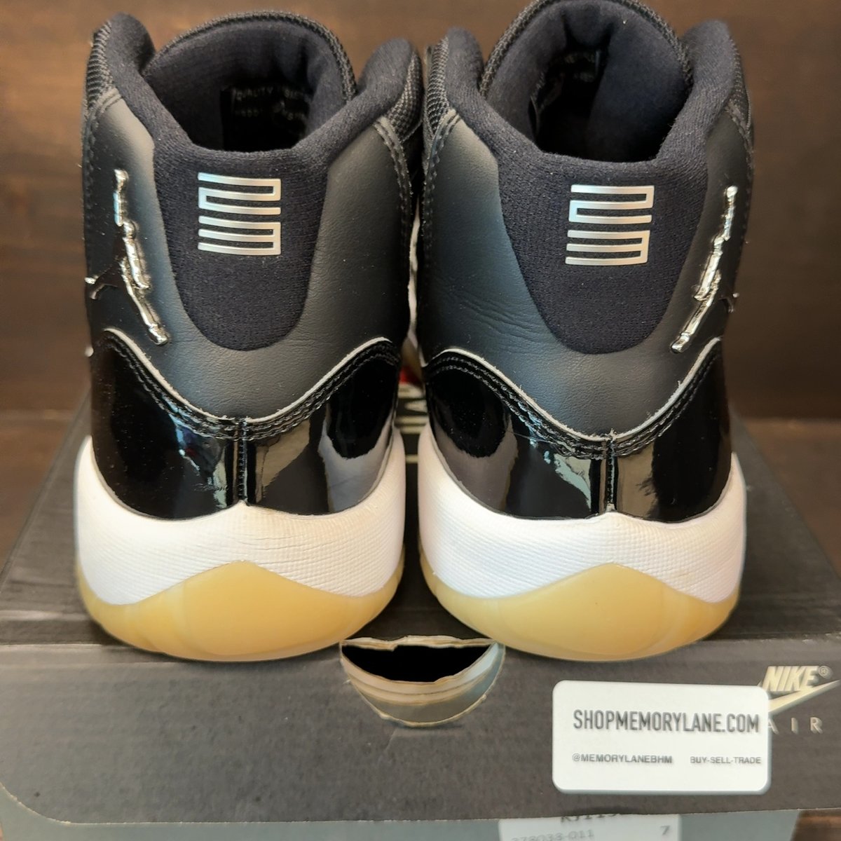 Jordan 11 Retro Jubilee (GS) Size 7Y (Pre-Owned) - aux