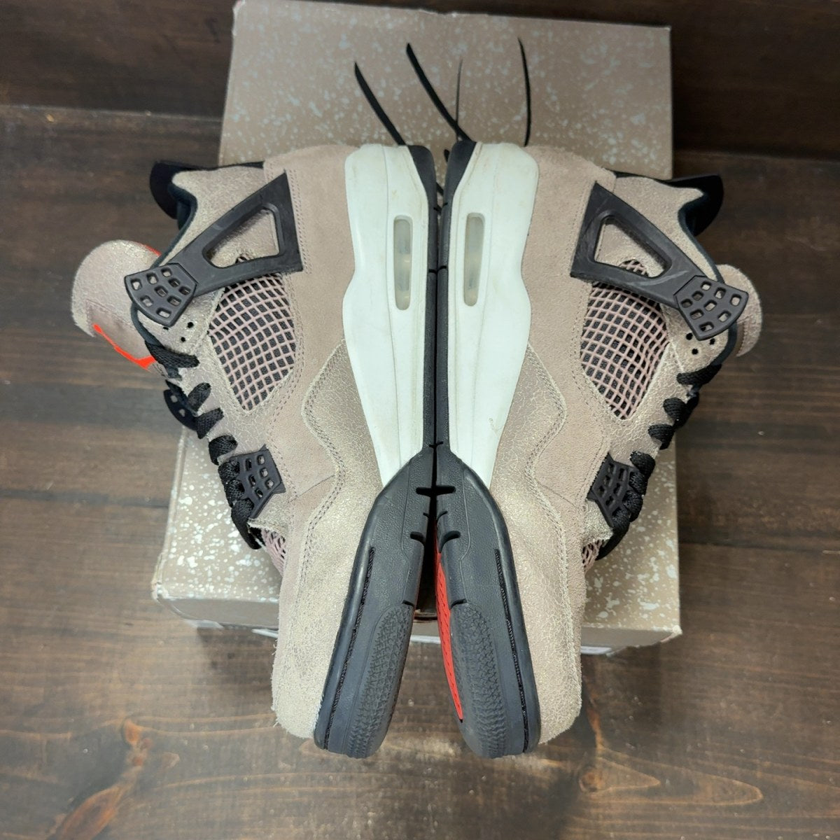 Jordan 4 Retro Taupe Haze Size 10.5 (Pre-Owned) - aux