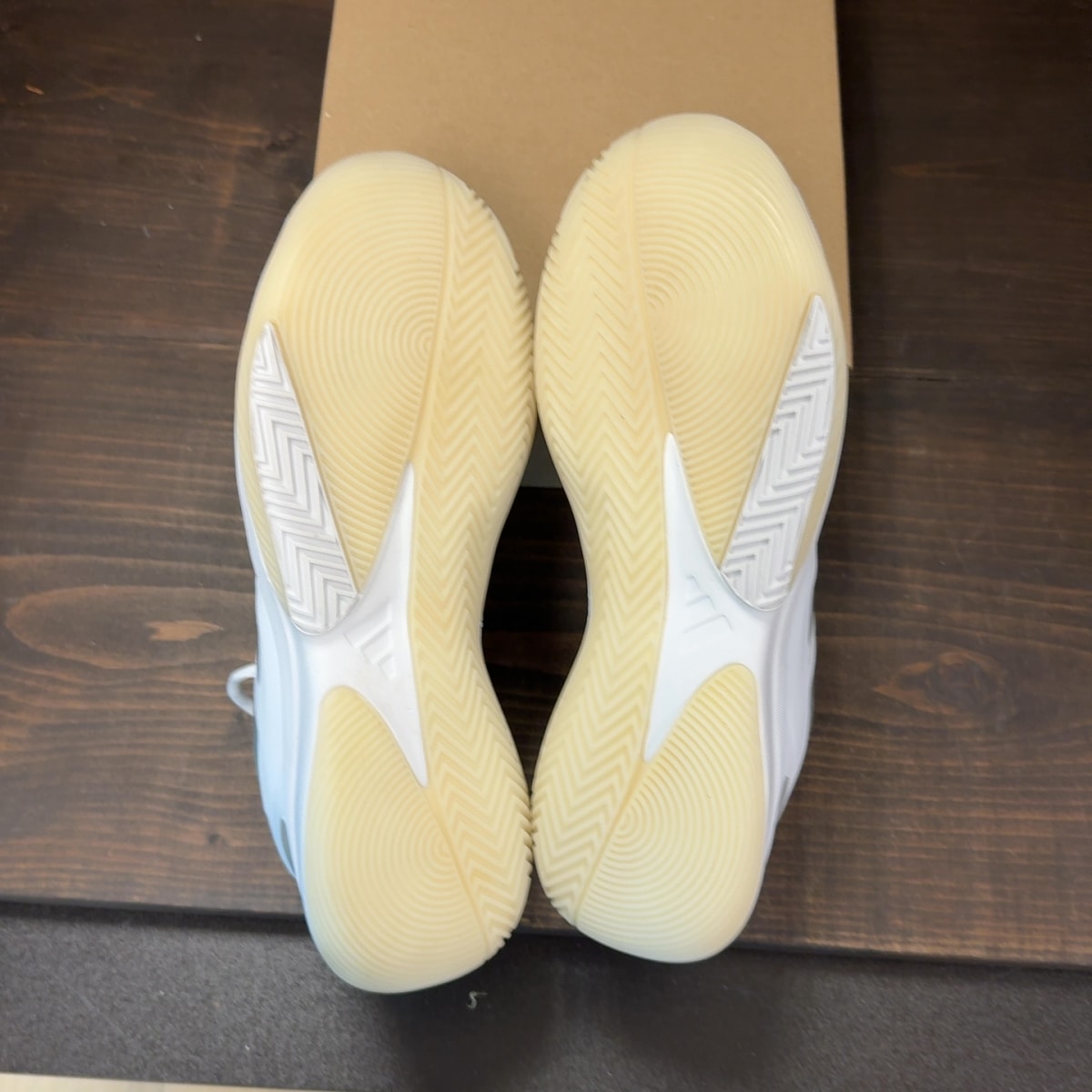 adidas Subzone Cloud White Silver Metallic Size 10.5 (Pre-Owned) - Image 7