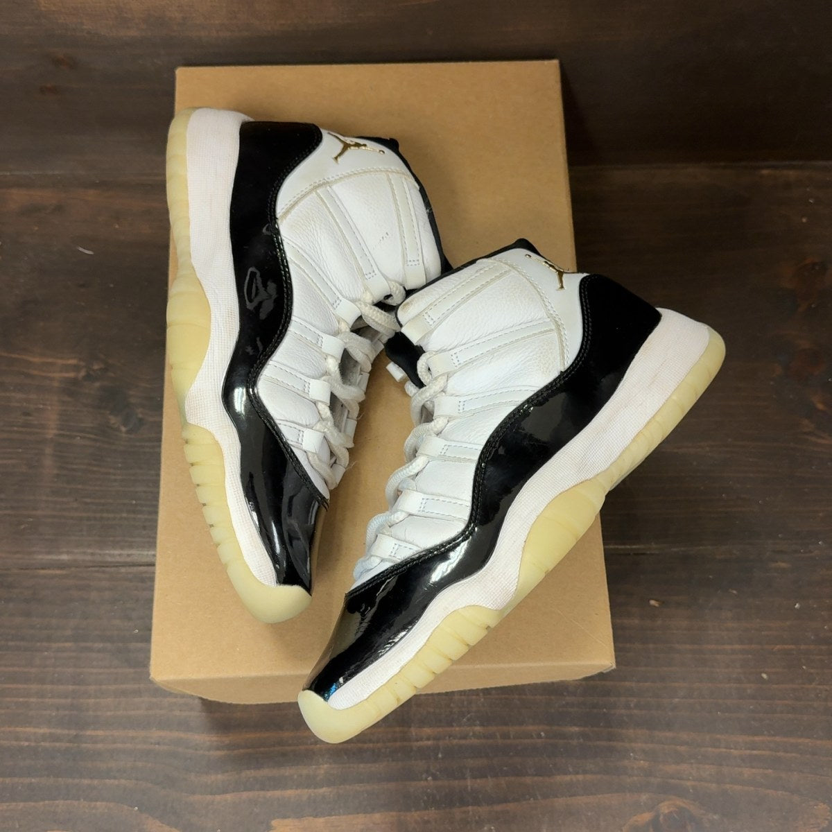 Jordan 11 Retro DMP Gratitude (2023) (GS) Size 6Y (Pre-Owned) - Image 2