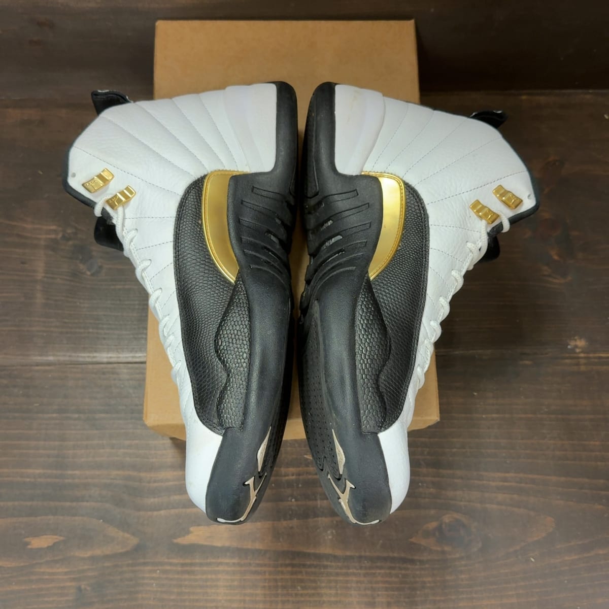 Jordan 12 Retro Royalty Taxi Size 13 (Pre-Owned) - aux