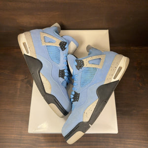 Jordan 4 Retro University Blue Size 9.5 (Pre-Owned)